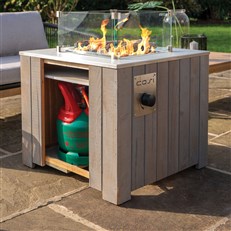 The fire table uses a 5kg propane gas cylinder
